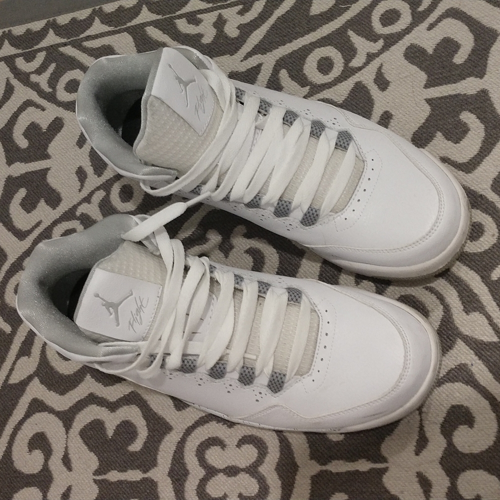Nike Air Jordans Fight origin 2 Barely Used - Picture 9 of 11